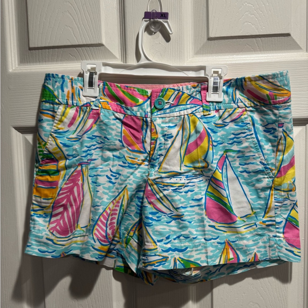Lilly Pulitzer Sailboat Print Shorts Size 8